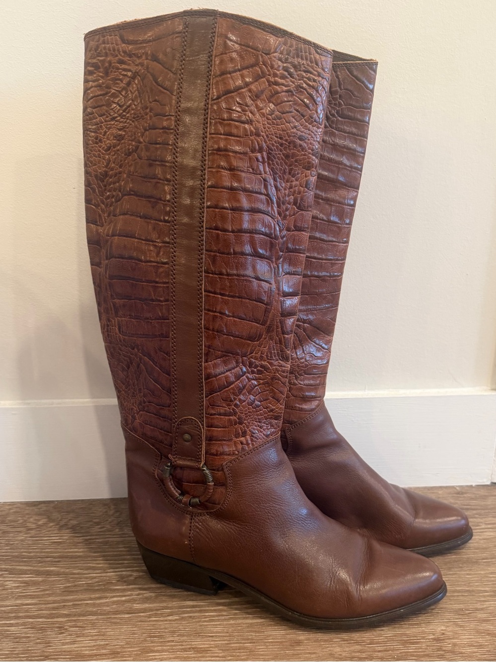 Vintage Bandolino Made in Italy Brown Croc Embossed Knee High Boots 8.5